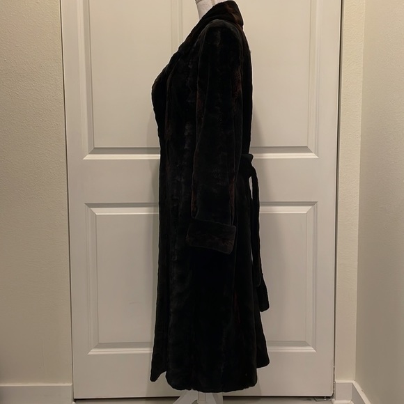 Marco Gianotti Belted Fur Coat, Long Length - Picture 6 of 13